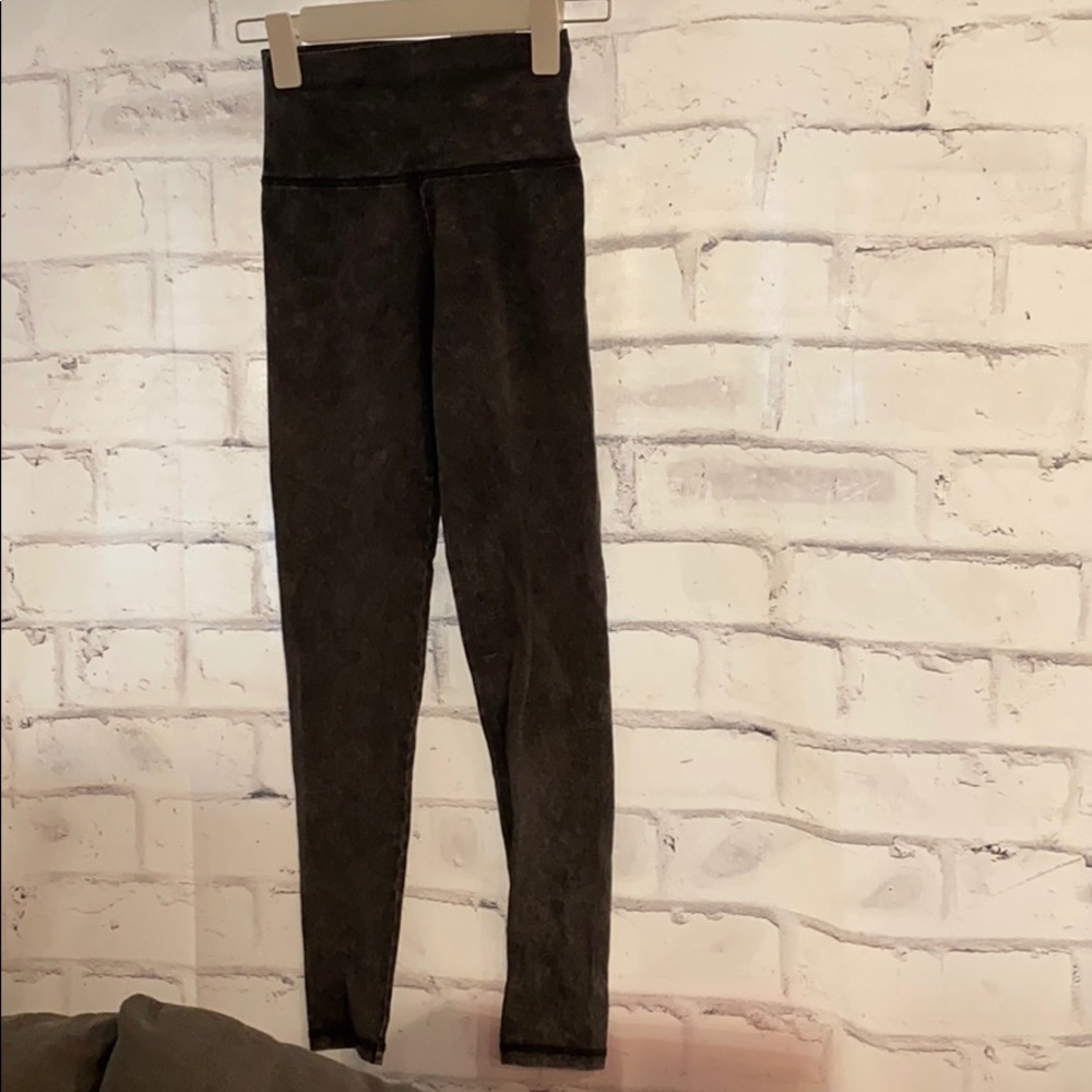 Dark gray leggings